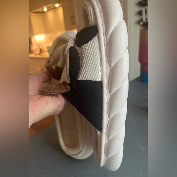 Cow Slippers - Picture 2 of 4